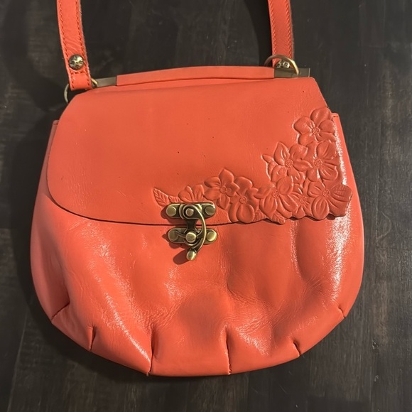 Patricia Nash Handbags - Patricia Nash Coral Veneto Hand Cut Tooled Leather Saddle Bag Purse